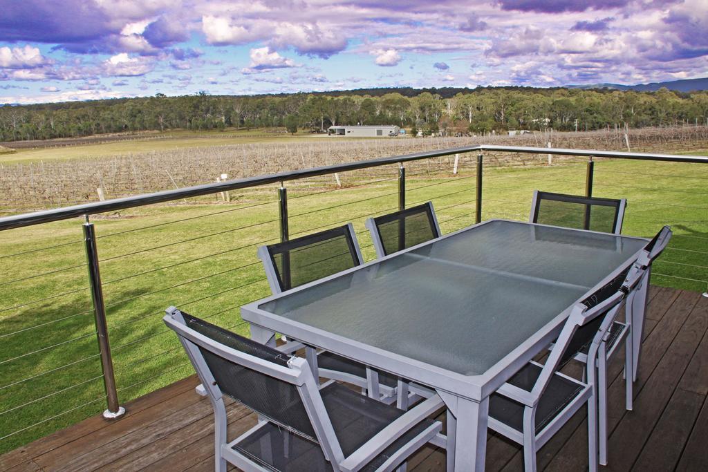 Adina Vineyard Aparthotel Lovedale Exterior photo
